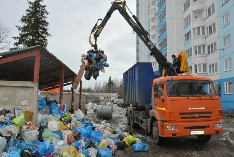 Вывоз бытового мусора в Троицке с погрузкой в октябре