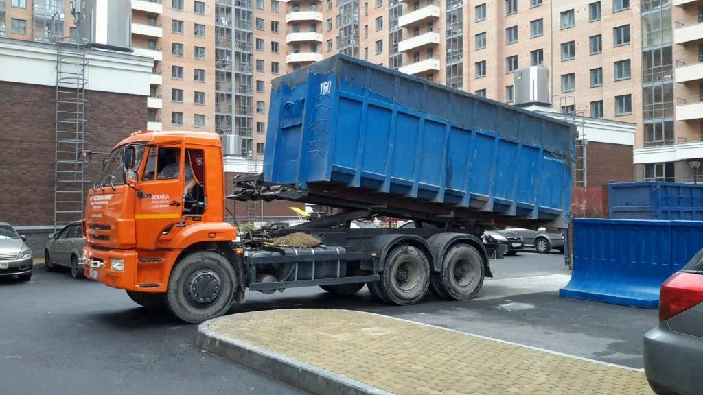 Аренда пухто для вывоза строительного и бытового мусора в Троицке в октябре