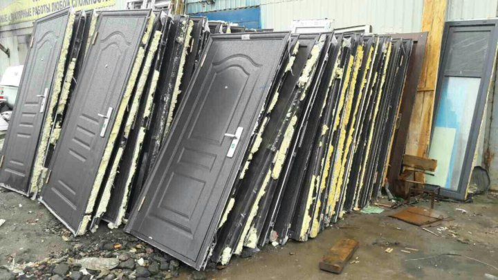 Вывоз металлических дверей с утилизацией в Троицке в октябре